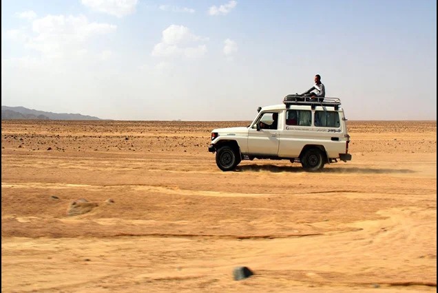 Wüstensafari Hurghada mit dem Geländewagen