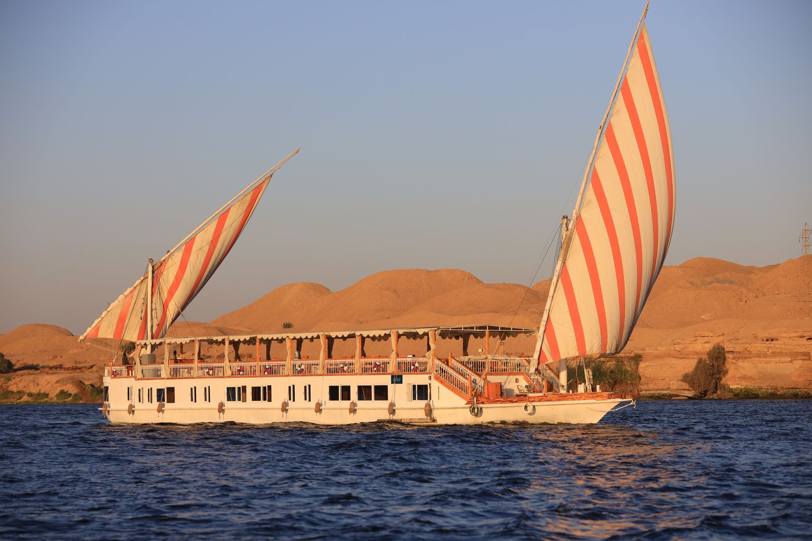 Three Pyramids Dahabiya